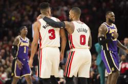 爱游戏ayx直播官网 -包含里程碑夜！马德里竞技战术微调，NBA常规赛赛后刷纪录，压力陡增，医务组通报恢复的词条